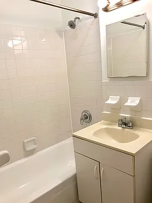 Rented by City Connections Realty | media 21