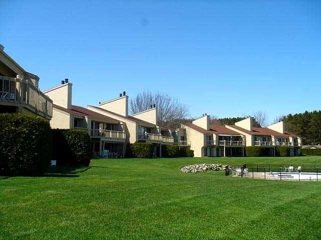 1st image of 1022 Marina Bluff Dr