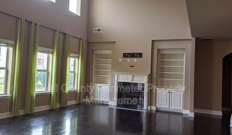 3535 Fallen Oak Ln — Photo 7