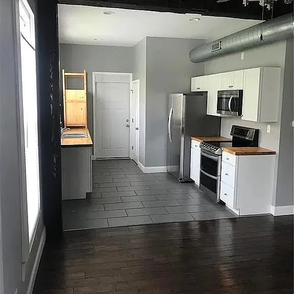 1327 Prospect St #D — Photo 3