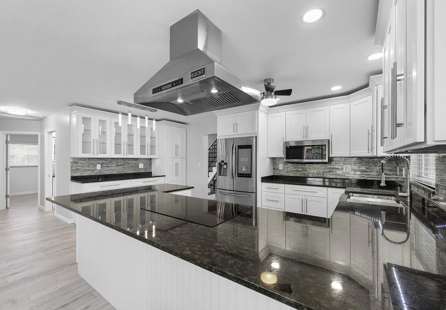 4 bed, 1956 sqft, $4,500 — Photo 4