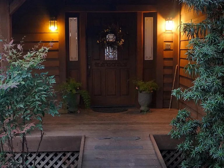 457 Russell Blvd — Photo 2