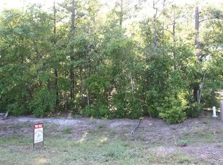 111 Middleton St, Oak Island, NC 28465