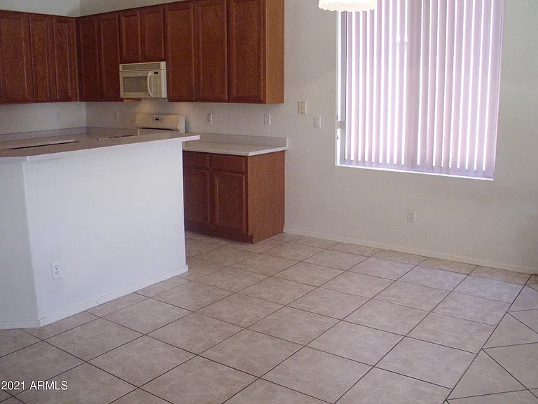 6933 W Remuda Dr — Photo 7