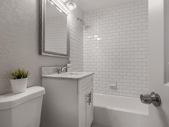 5th image of 4103 W Bay View Ave