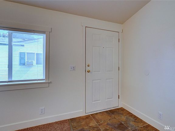 5th image of 20307 77th Ave E