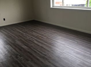 123 Market St APT 1, Brookville, OH 45309