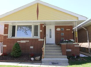 2412 Grove St, River Grove, IL 60171