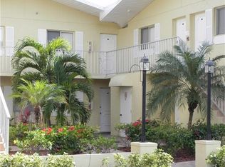 8127 Country Rd UNIT 104, Fort Myers, FL 33919