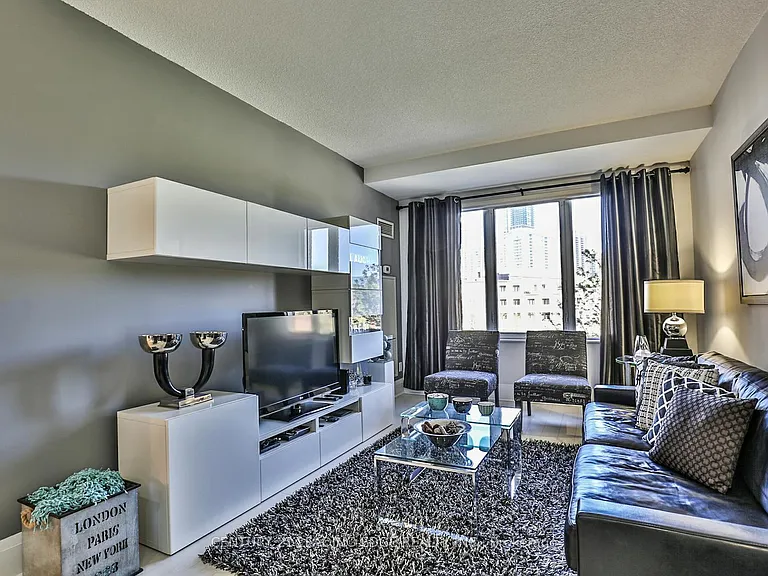 100 Harrison Garden Blvd #221 — Photo 20