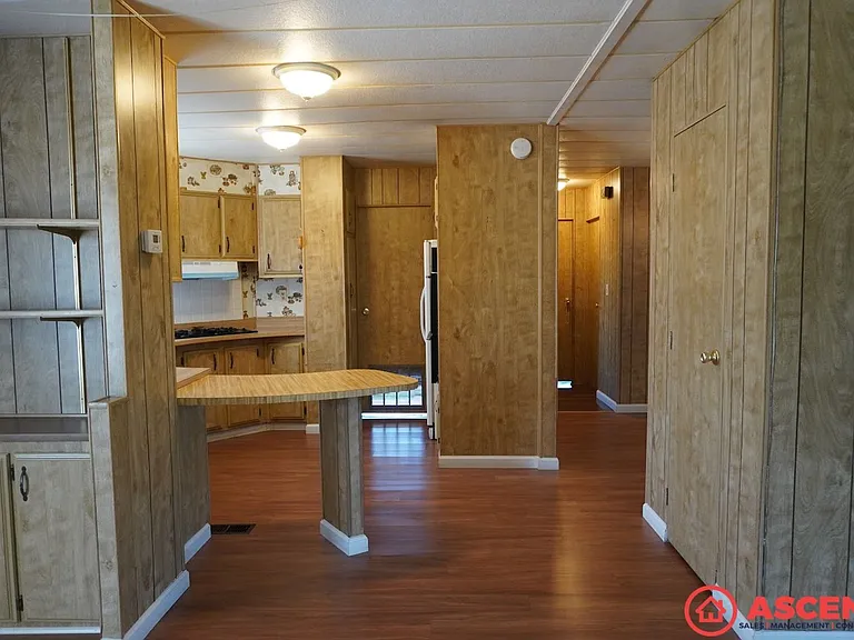 3605 Biltmore Ln — Photo 4
