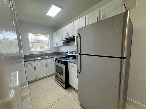 6031 Polk St Hollywood, FL 33024 Photo 1
