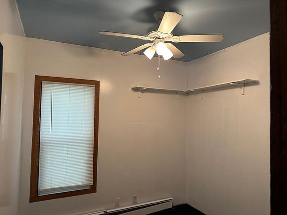 4th image of 262 Bissell Ave