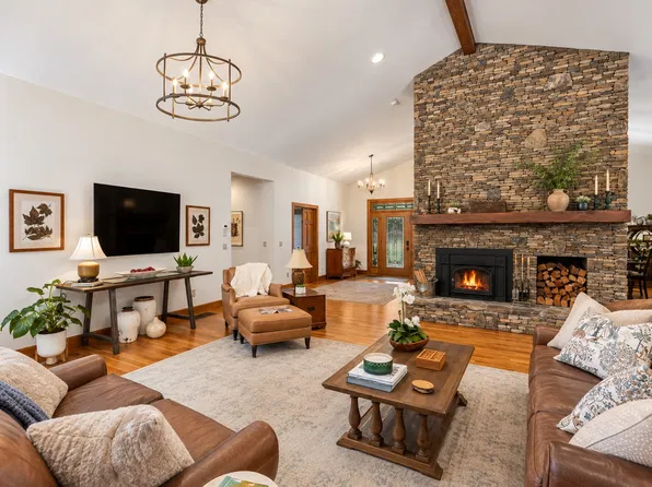 289 Apple Mountain Circle, Highlands, NC 28741