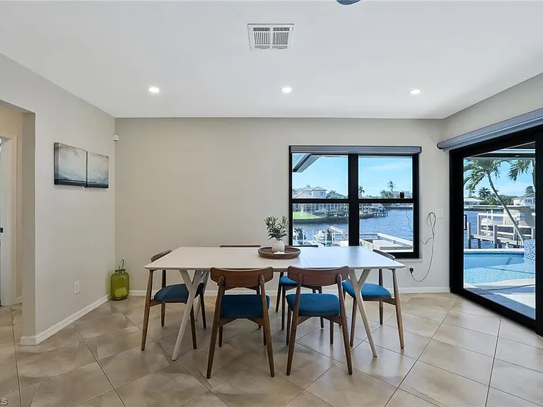 50 Copperfield Ct — Photo 19