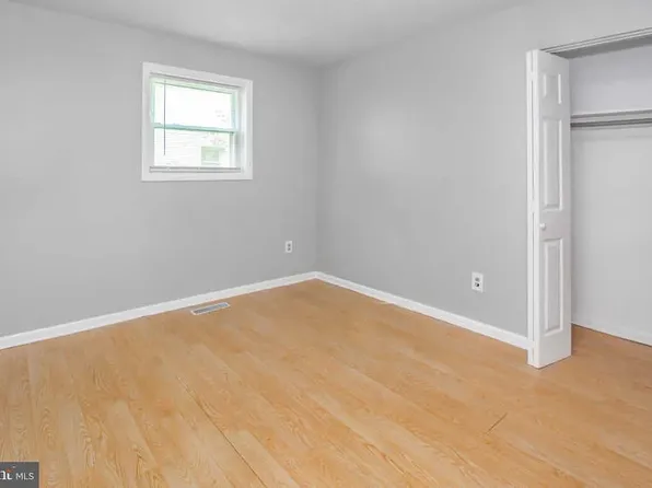2 Warren Lodge Ct APT A, Cockeysville, MD 21030