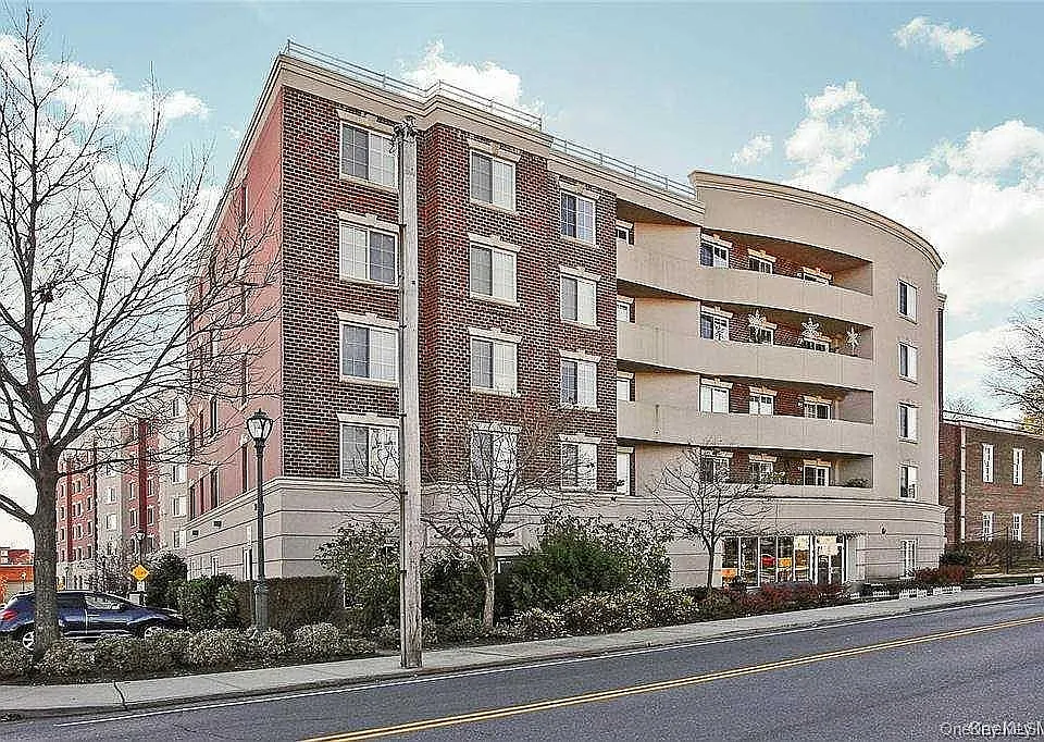 2 bed, 2.5 bath, 1276 sqft, $3,800 — Photo 2