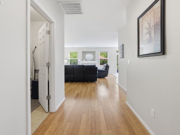 5th image of 1798 S 57th Pl
