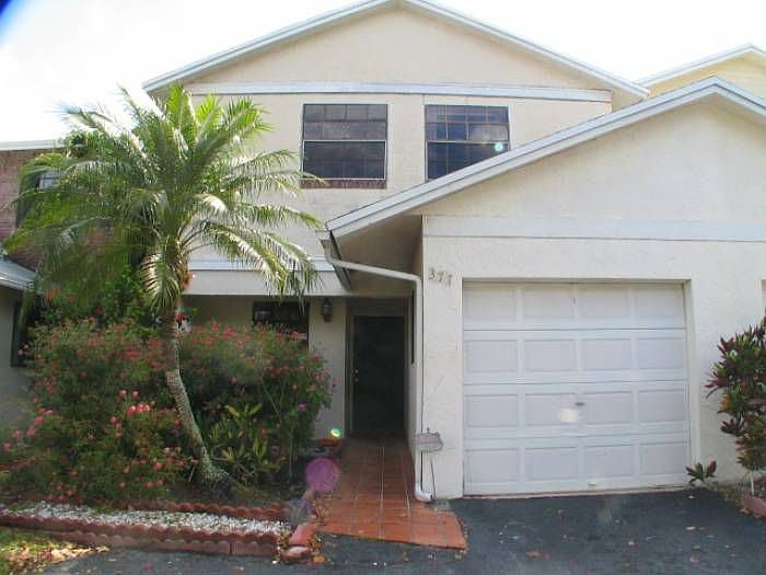 1st image of 377 NW 103rd Ter