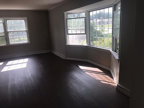 5th image of 2515 Zimmerly Rd