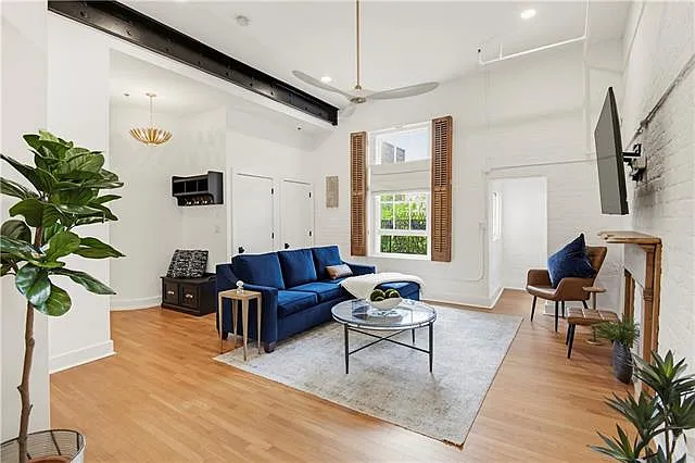 633 Tchoupitoulas St #4 — Photo 4