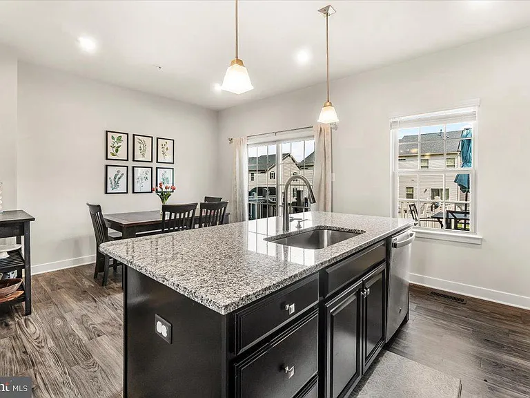 10732 Lamoka Ln — Photo 6