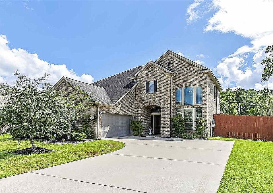 1st image of 113 King Palms Way