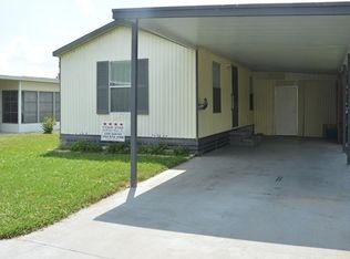 1009 Century Dr, Wildwood, FL 34785