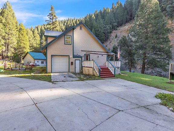 2nd image of 280 Gold Bluff Rd