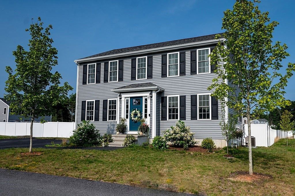 61 Copper Lantern Dr, Plymouth, MA 02360 MLS 73266424 Zillow