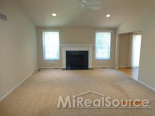 4th image of 47526 Condor Ave