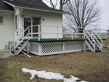 STEEL DECK OFF KITCHEN