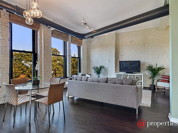 Living Room/Dining Room