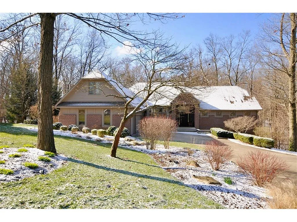 8725 Lantern Forest Ct photo 1