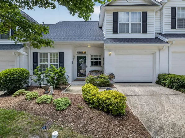 1603 Poets Glade Dr, Apex, NC 27523