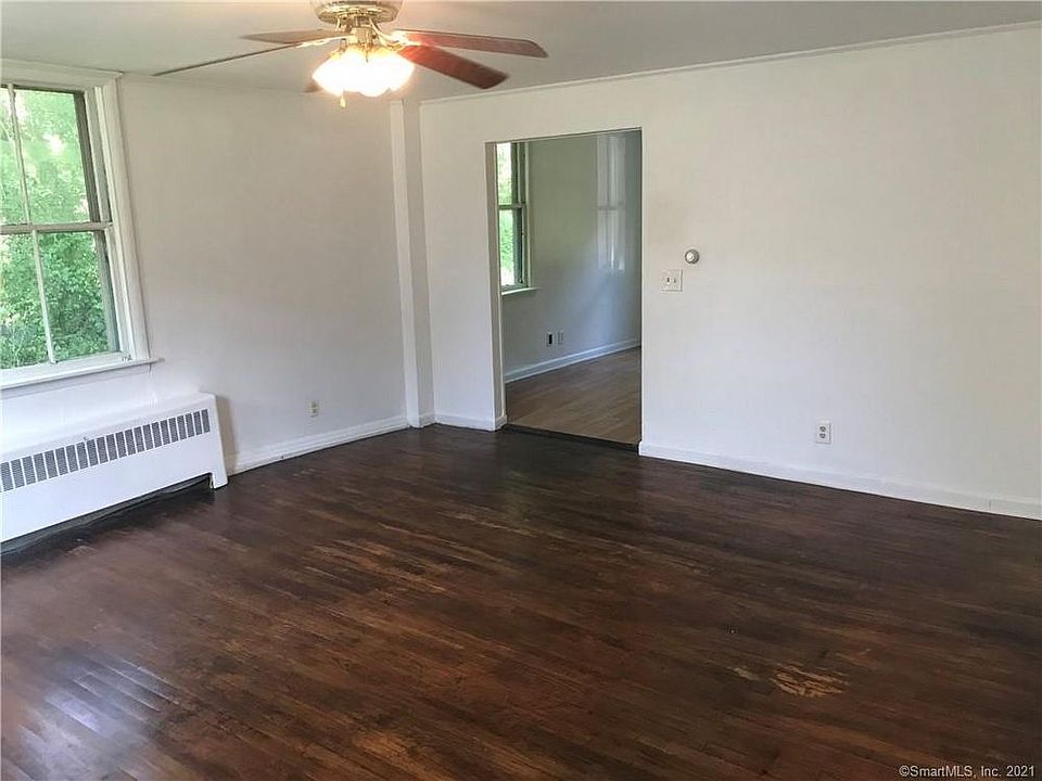 53 Main St Somers CT Zillow