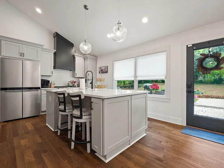 1212 Richard Rd — Photo 4