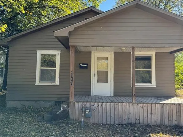 107 W Billings St, Pittsburg, KS 66762