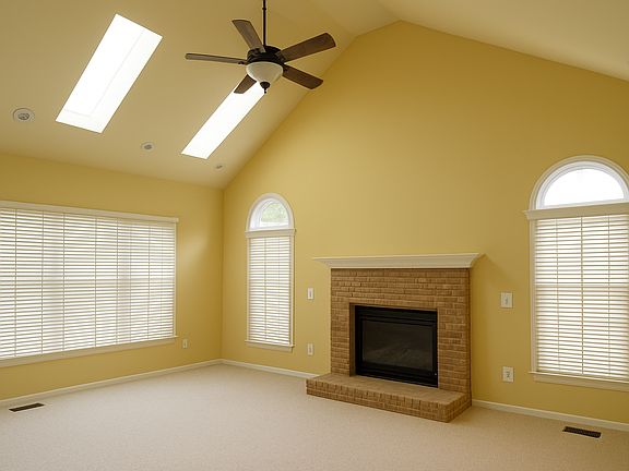 3rd image of 5657 Olympia Fields Pl