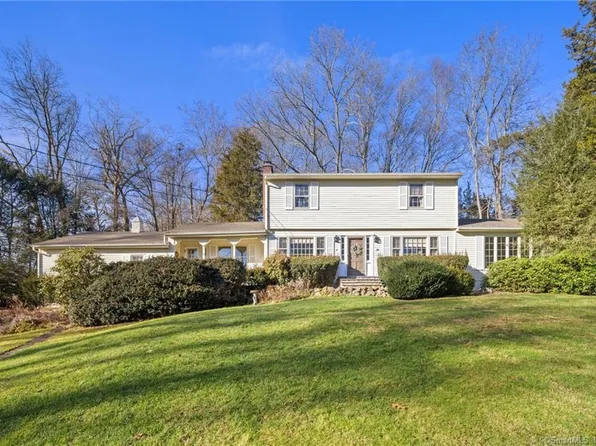 20 Alling Court West, North Branford, CT 06472