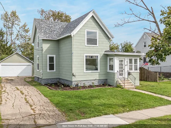 410 Naymut St, Menasha, WI 54952