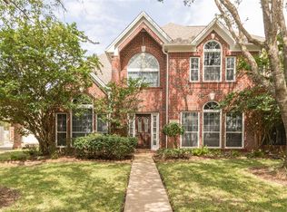 7007 Edenbrook Ct, Sugar Land, TX 77479
