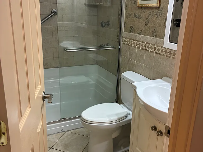 300 Stegman Pkwy #1 — Photo 10