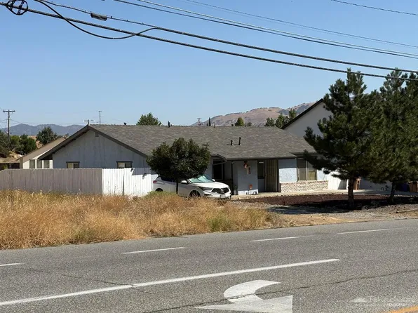 20825 Country Club Dr, Tehachapi, CA 93561