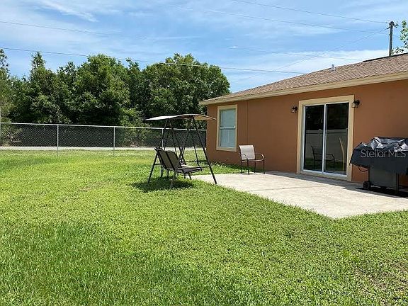 3rd image of 644 Raven Ct