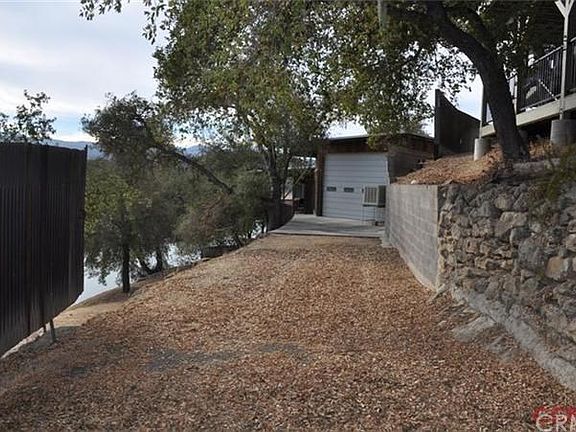 Into the upper garage