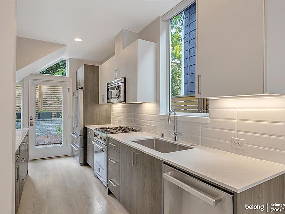 5th image of 503 NE 72nd St #G