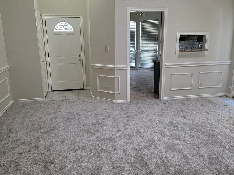 800 Trevor Way — Photo 6