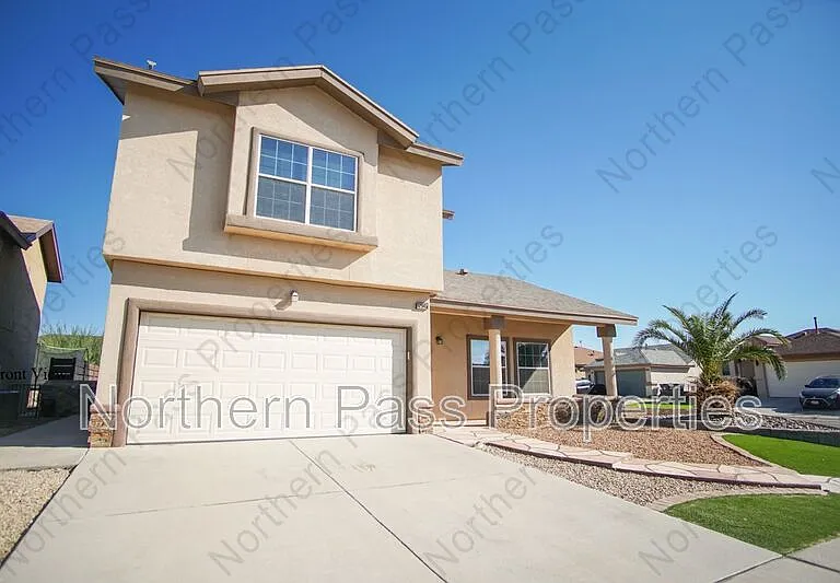 12945 Hueco Hill Dr — Photo 2