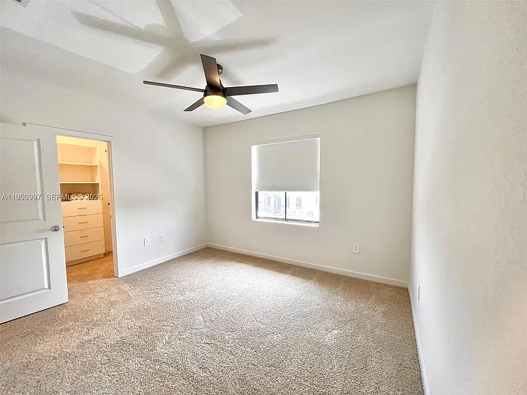 429 NE 12th Ave #0 — Photo 15